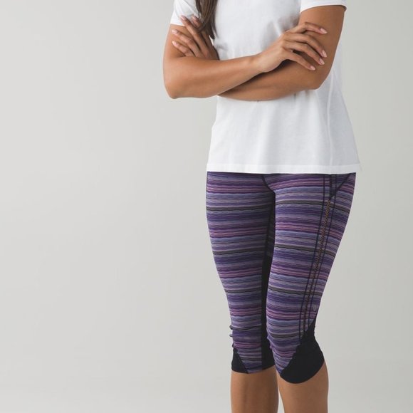 LULULEMON Vent It Out Crop Leggings EUC sz 6 - Picture 11 of 13